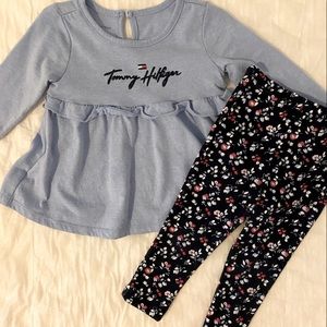 Tommy Hilfiger set, blue with flowers. Size 18m